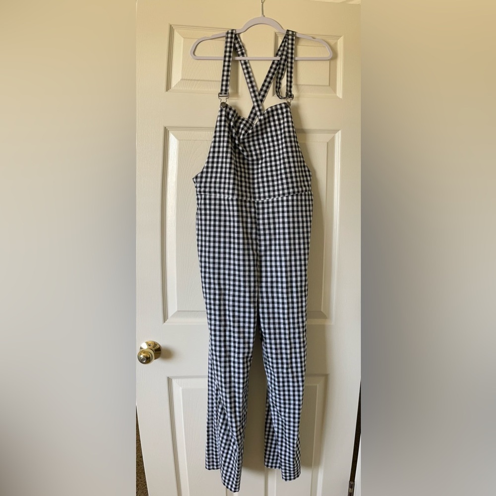 BLACK AND WHITE CHECKERED OVERALLS